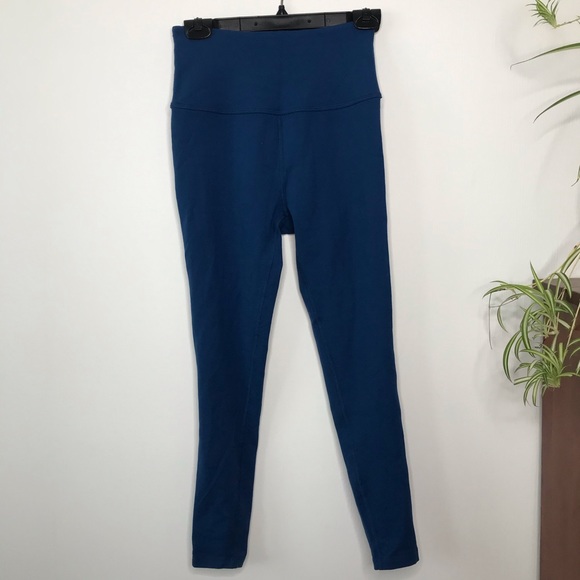 SOLD ❌ Beyond Yoga Mesh Ombre Leggings - Picture 2 of 6